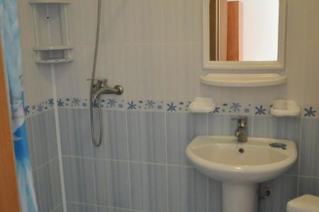 Место в 3-4-местном номере с удобствами в номере